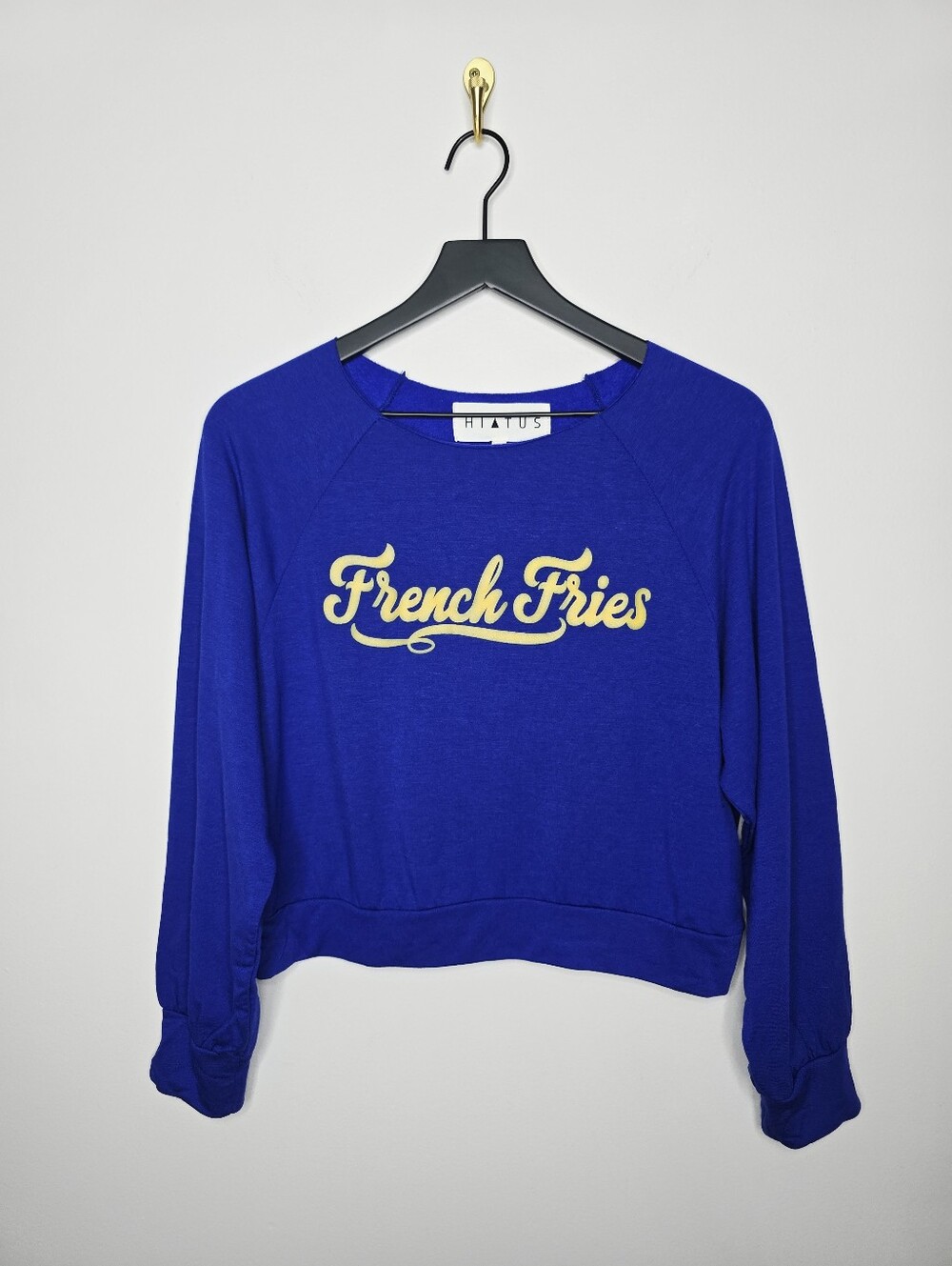 Hiatus "French Fries" Cropped Graphic Sweatshirt Size Medium NWT